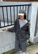 カーモフードジップアップ