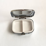 Storage case for little things / 小物入れ