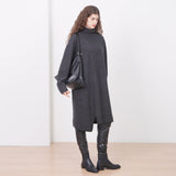 [Haesu Collaboration] Contour Shoulder Bag (Leather Black)