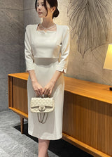 26SS★ Lindas Notch Square H-Line One Piece
