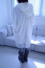 Bohem tassel button knit cape