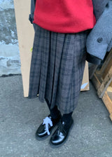  CHECK LOOP PLEATS SKIRT