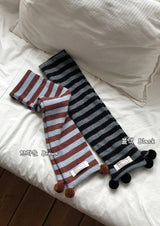 25FW★ [BAONHAUS] Temdi Stripe Pom-Pom Muffler