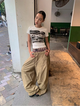 クリエイティブベルトラウンドショートスリーブTシャツ