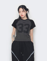 33 Raglan Short-Sleeved Cropped T-Shirt