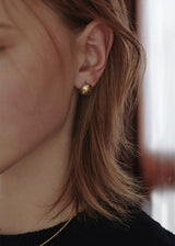 [925 silver] Deux.silver.107 / ウォールナットピアス (ゴールド)