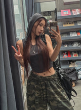Hairy V-neck hood sleeveless