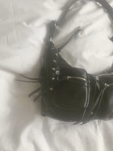セランダーポケットタッセルショルダーバッグ (black)
