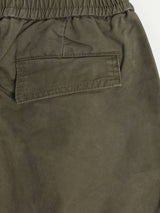 Curved diagonal cargo banding pants