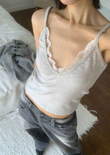 SLIP LACE SLEEVELESS