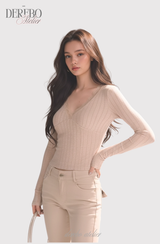 Daisy V-neck Lace Long Sleeve T-shirt