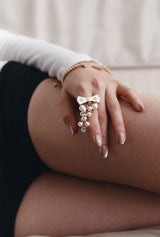 BOW&GRAPE RING (CREAM)