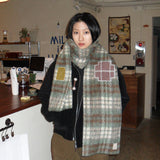 Crochet check muffler / Green Brown
