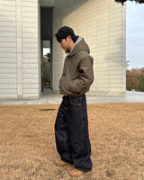アールピンタックデニムパンツ