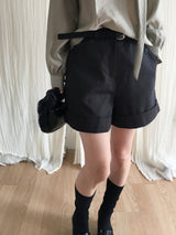 ロールアップハーフパンツ
