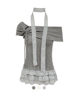 Noir Daisy Frill T-shirt