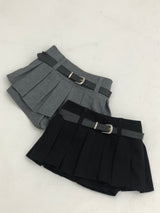 ベルトツーバックルミニスカートパンツ