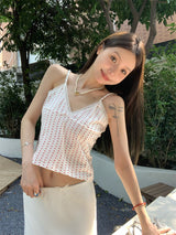 Mini heart V-neck sleeveless tee