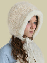 FUR TRIM BONNET HAT IN CREAM WING