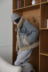 Eyelet Lease Beanie