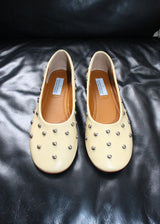 STUD BALL FLAT SHOES