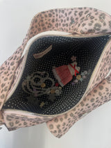 SHAKIRI LEOPARD POCKET BAG (PINK)