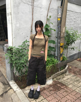 Nique Vネックフラワー刺繍半袖Tシャツ