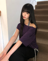 Dekil Off-Shoulder Short-Sleeve T-Shirt