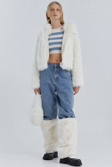 COMELY soft fur crop hoodie jacket [ivory]