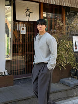 フィットヘンリーネックロングスリーブTシャツ