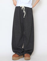 Napping scotch knit pants