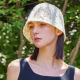 VZ Label Cable Knit Bucket Hat / Ivory