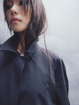 Curvy Line Mac Coat Black