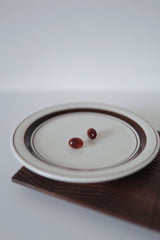 Camellia Agate Oval Pierce handmade