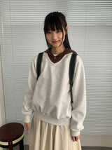 Picken V-neck Over Sweatshirt
