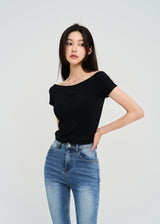 rope shirring off-shoulder tee