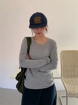 Hikkat Round Long Sleeve Tee