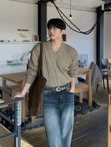 Croiffle v-neck knitwear