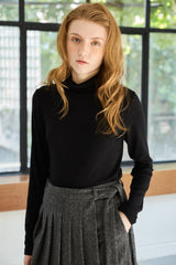 CLASSIC WOOL TURTLENECK TOP / BLACK