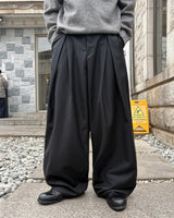 Vネックワイドスラックス