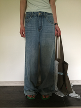 With Back Pocket Denim (1color)