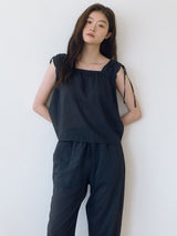 ストラップシャーリングブラウス- Charcoal