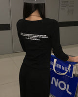 "ONLY" lettering U-neck short-sleeved T-shirt