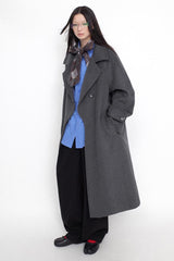 Versatile woolen mid-length overcoat