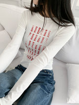 バッジレタリングスリムフィットロングスリーブTシャツ (3 Colors)