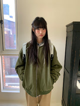 [unisex] ユーインビーツーウェイシャーリングフードフライトジャンパー