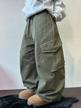 ピーチフリース🍑 オーバーヒップカーゴロングパンツ 💚🤍🖤3COLOR