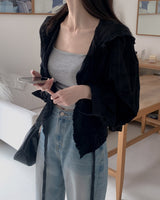 Shu hood lace blouse