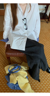 checkered cuff loose fit white shirt