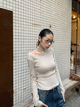Hollow Shoulder Slit Point Long Sleeve T-Shirt